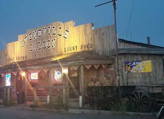montana/rocky-mountain-front/bar/stoneville-saloon