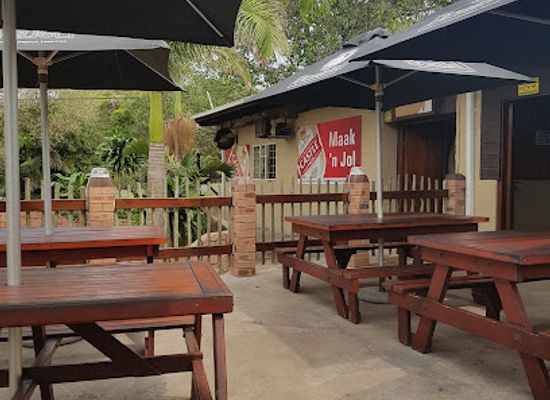south-africa/isimangaliso-wetland-park/bar/maak-n-jol