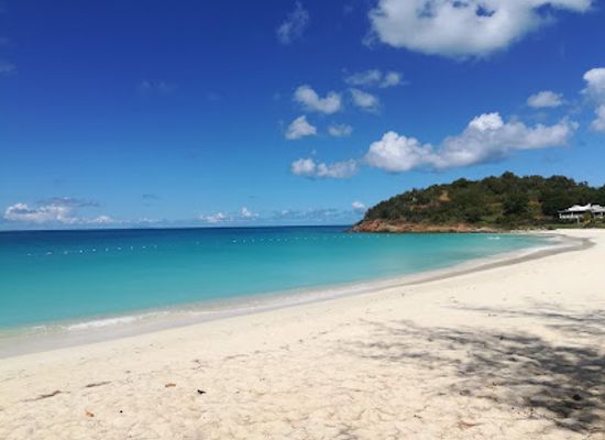 antigua-and-barbuda/valley-church-beach/bar/fryes-tiki-beach-bar