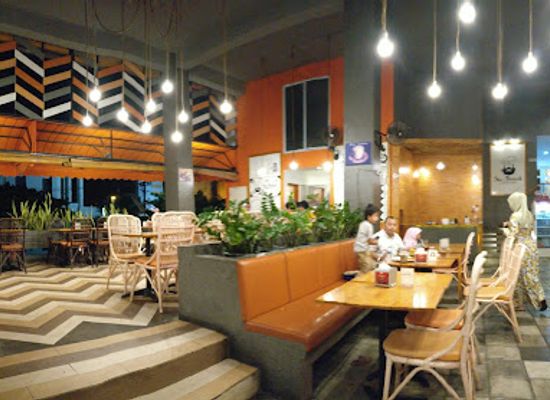 indonesia/riau/bar/mr-brewok-cafe-resto