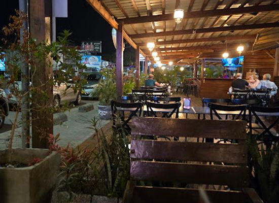 suriname/coronie-district/bar/bar-zuid