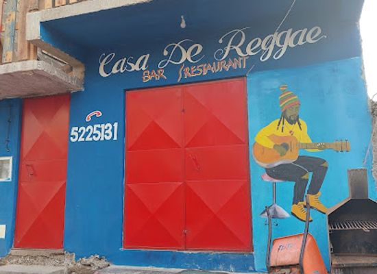 cabo-verde/praia-de-santa-monica/bar/casa-de-reggae-bar-restaurant