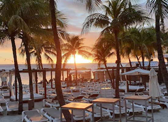 curacao/sta-catharina/bar/chill-beach-bar-grill