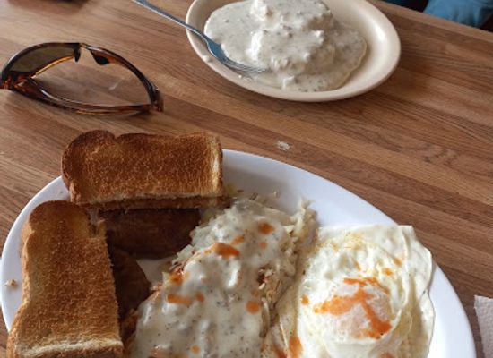 missouri/pomme-de-terre-lake/bar/hermitage-coffee-shop