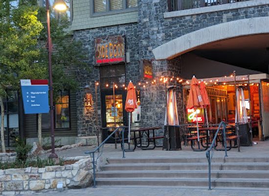 california/mammoth-lakes/bar/side-door-wine-bar-cafe
