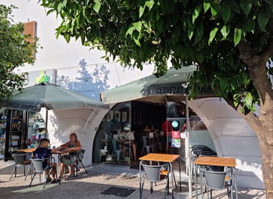 gibraltar/casemates-square/bar/aquaterra