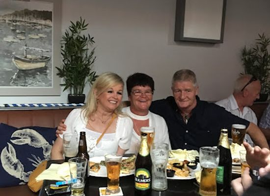 ireland/county-waterford/bar/caulfields-bar