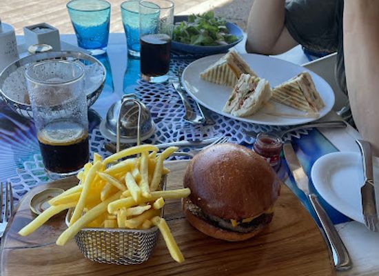 mauritius/flic-en-flac-beach/bar/kestrel-bar