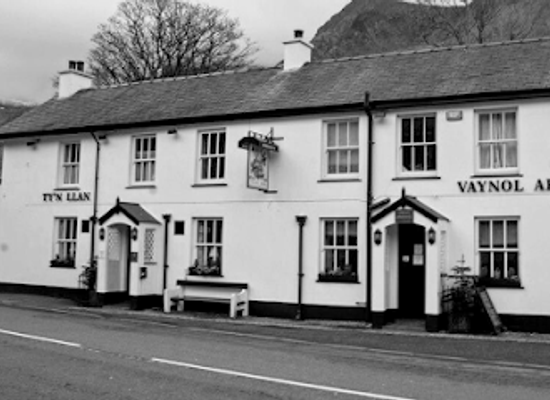 united-kingdom/snowdonia-national-park/bar/vaynol-arms