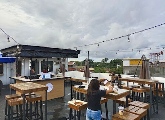 philippines/davao-region/bar/rooftop-cafe-bar