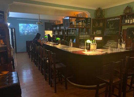 mexico/oaxaca/bar/la-mezcaloteca