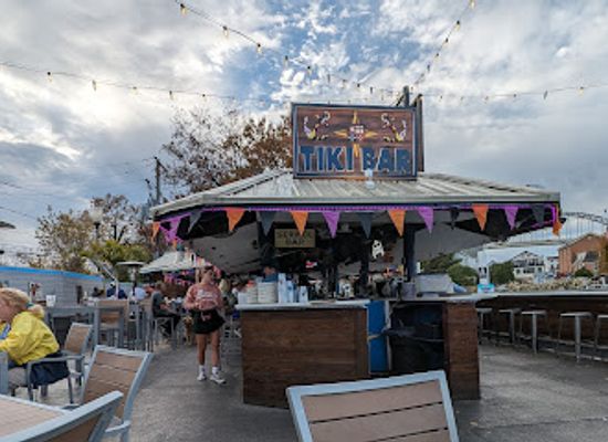 maryland/baltimore-metropolitan-area/bar/the-deck