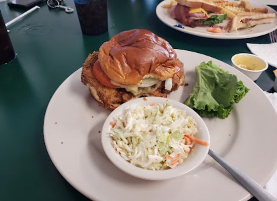 missouri/ha-ha-tonka-state-park/bar/stewart-s-restaurant