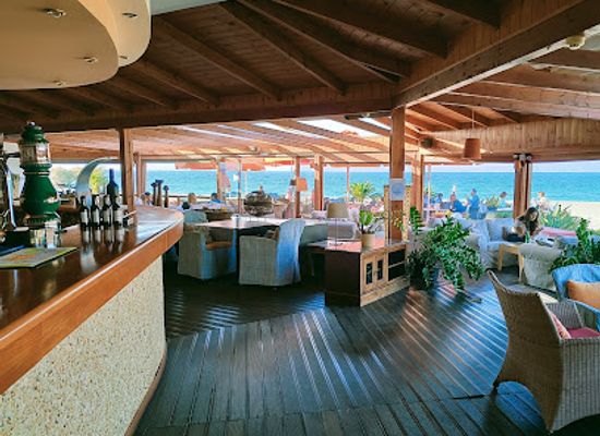greece/rhodes/ialyssos/bar/patty-s-lounge-bar