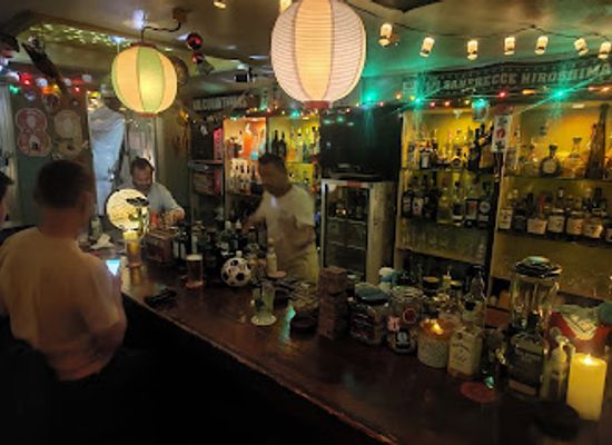 japan/hiroshima-countryside/bar/tropical-bar-revolucion