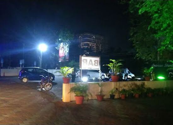 india/kochi/bar/gravity-bar