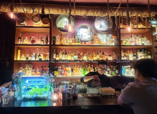 vietnam/hanoi/bar/ne-cocktail-bar