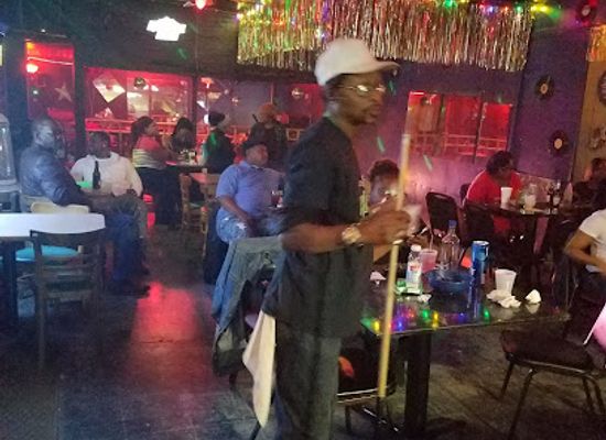 mississippi/the-capital-region/bar/world-famous-bar-and-grill