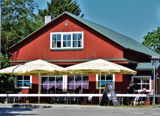 estonia/saaremaa/bar/sadama-korts