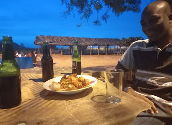 cote-d-ivoire/yamoussoukro-autonomous-district/bar/maquis-las-vegas