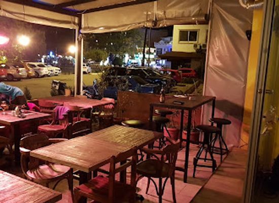 turkiye/fethiye/bar/minimal-pub
