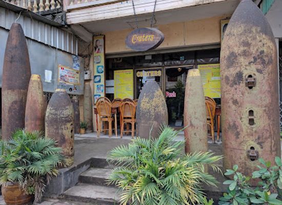 laos/phonsavan/bar/craters-restaurant-coffe