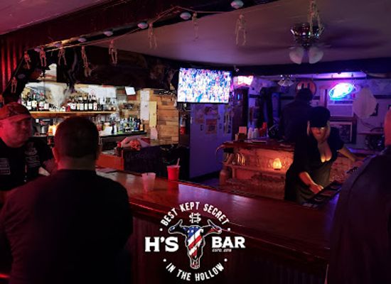 illinois/metro-east/bar/h-s-tavern