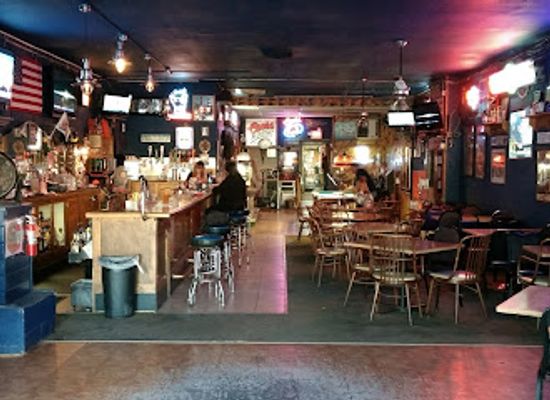 colorado/mesa-verde-national-park/bar/angel-s-end-zone-sports-bar