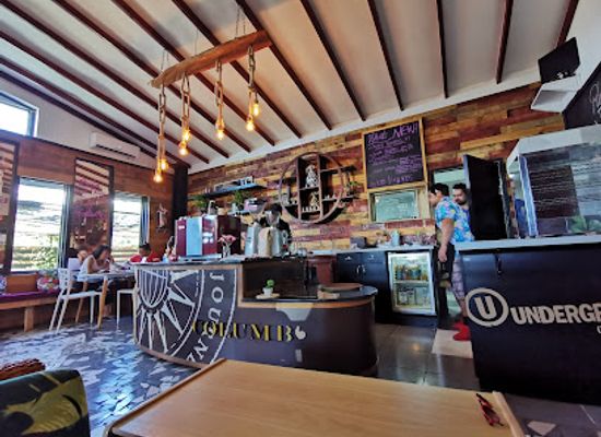 samoa/mulifanua/bar/rivaiv-cafe-turmeric-bar