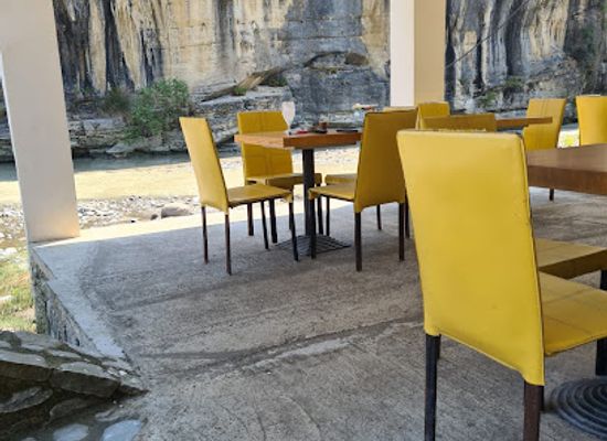 albania/skrapar/bar/bar-food-varishti