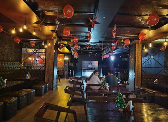 india/northeast-india/bar/the-socialite