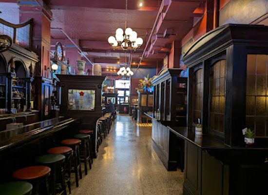 minnesota/minneapolis/downtown-minneapolis/bar/the-local-minneapolis