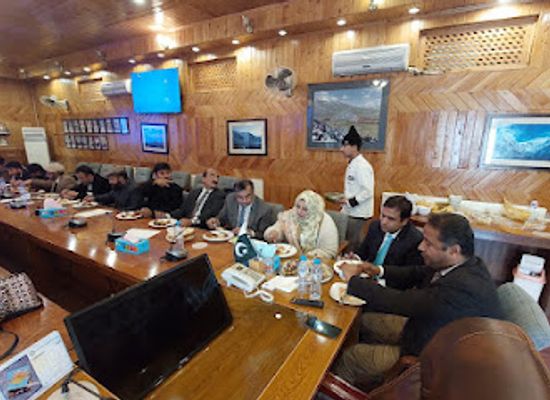 pakistan/baltistan/bar/dawat-restaurant