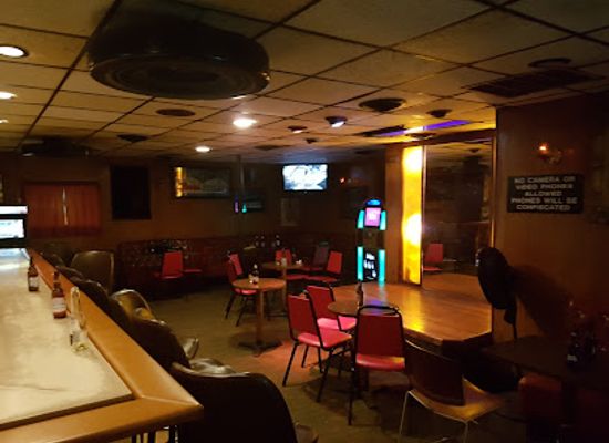 wyoming/cheyenne/bar/green-door-lounge