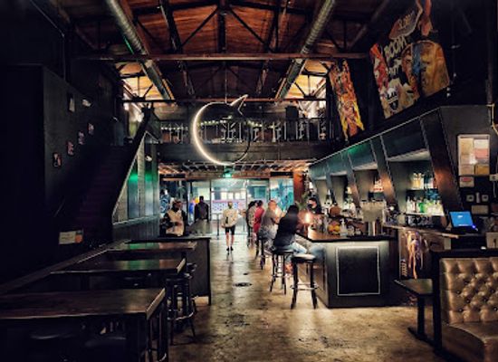 california/oakland/bar/first-edition
