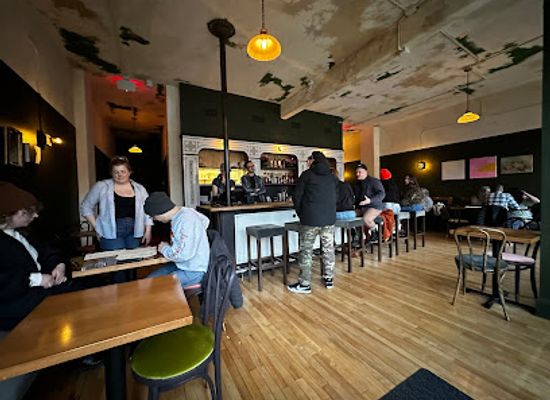 minnesota/central-minnesota/bar/dutch-bar