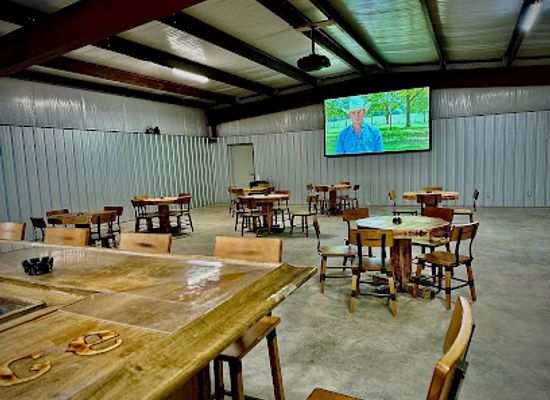 alabama/piney-woods/bar/caledonia-s-place