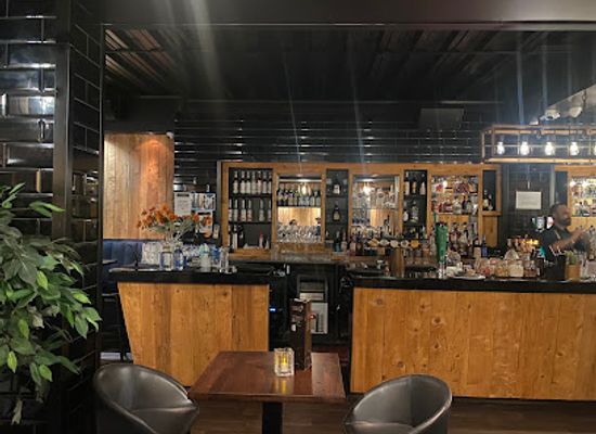 new-zealand/rotorua/bar/cocktail-library-dessert-bar