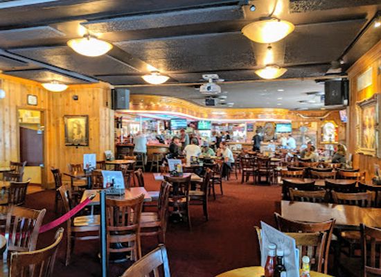 wyoming/teton-county/bar/silver-dollar-bar
