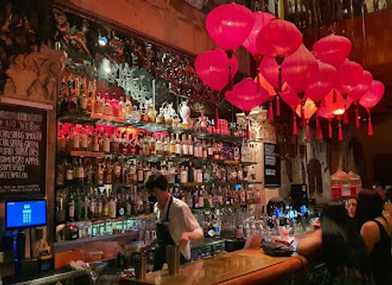 singapore/ang-mo-kio/bar/no-5-emerald-hill