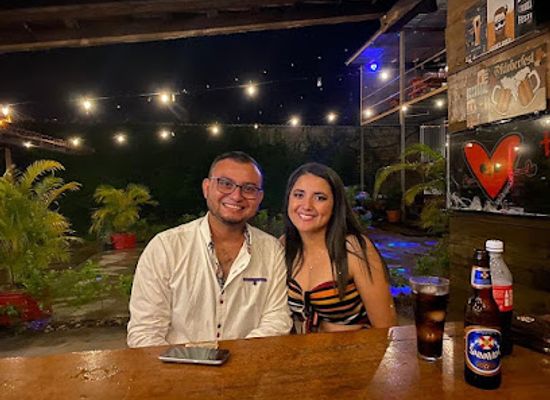 honduras/olancho-region/bar/pikikas-bar-licor