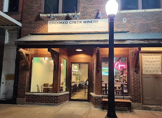 illinois/grand-prairie/bar/crooked-creek-winery-downtown