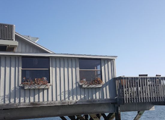 florida/sun-coast/bar/over-the-waterfront