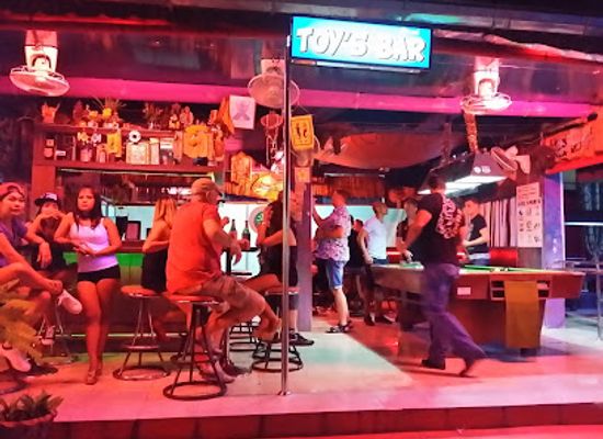 thailand/koh-chang/bar/toy-s-bar