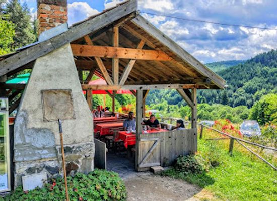 bulgaria/semkovo/bar/bear-park-bbq