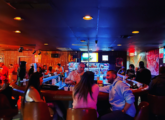 florida/everglades-national-park/bar/eddie-s-place