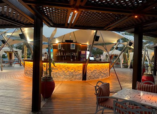 united-arab-emirates/gulf-of-oman-coast/bar/baywatch-beach-bar