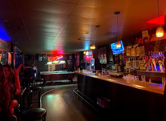 washington/kirkland/bar/central-club-tavern