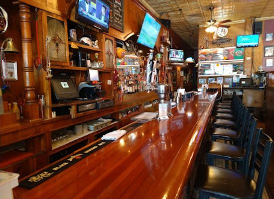 delaware/sussex-county/bar/leons-at-the-beach