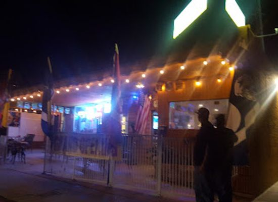 california/joshua-tree-national-park/bar/the-cactus-bar